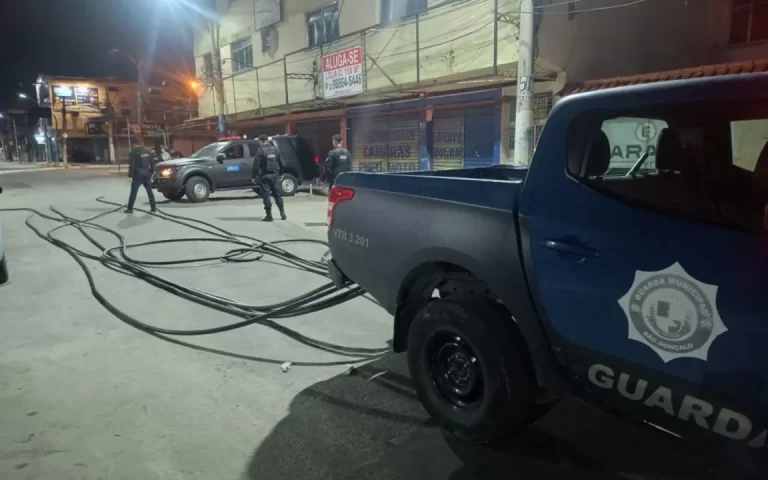 Uma tonelada de cabos é recuperada após tentativa de furto no Alcântara