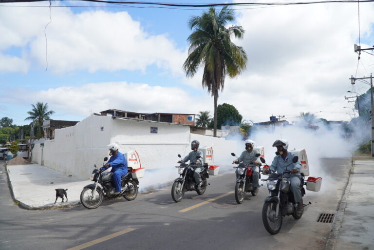 São Gonçalo faz pulverização com motofogs contra o Aedes aegypti
