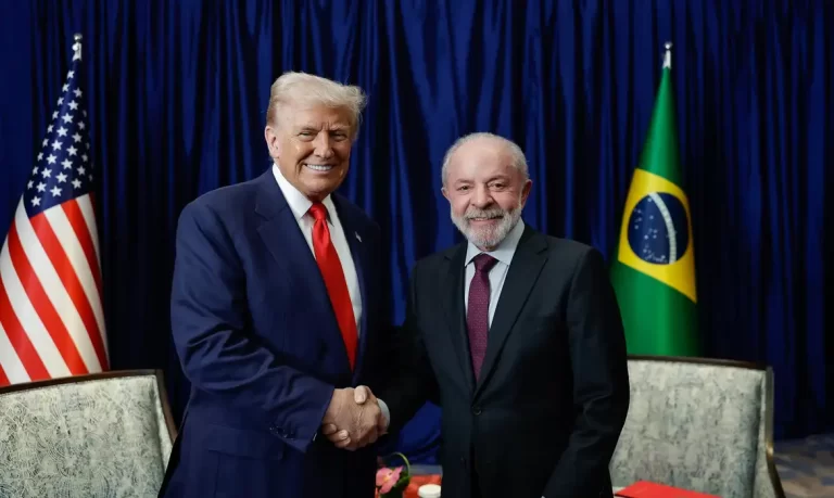 Trump retira tarifa de 40% sobre produtos agrícolas do Brasil após conversa com Lula