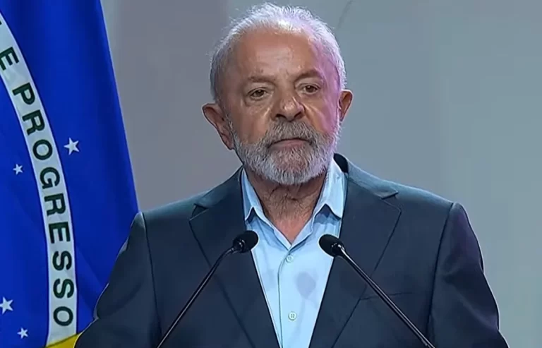 Lula afirma que vai vetar projeto que reduz pena de Bolsonaro: ‘Terão que pagar’