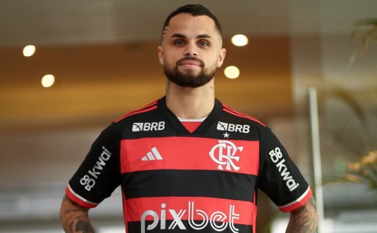 Michael rescinde contrato com o Flamengo e fica livre no mercado