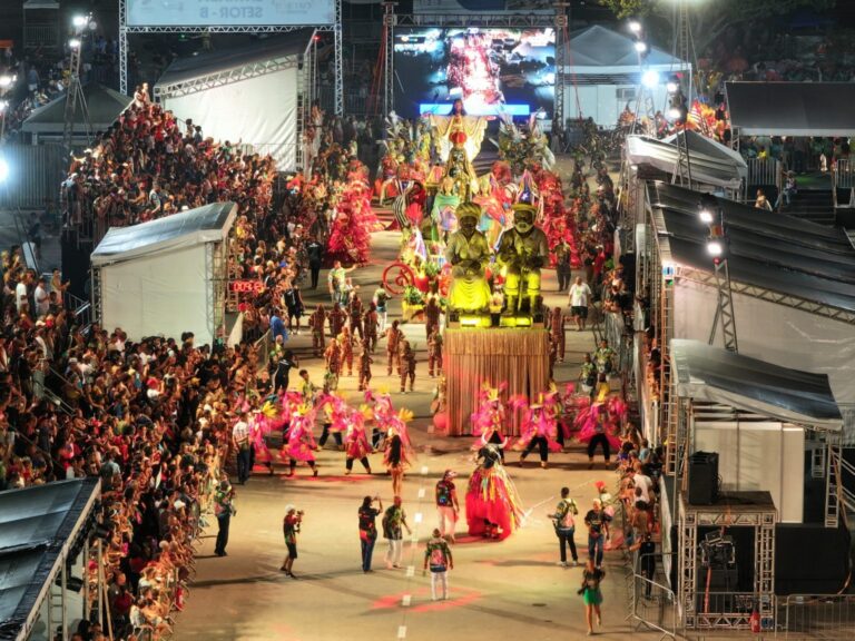 Carnaval 2026 em Niterói terá ponto facultativo e mais de 100 blocos espalhados pela cidade