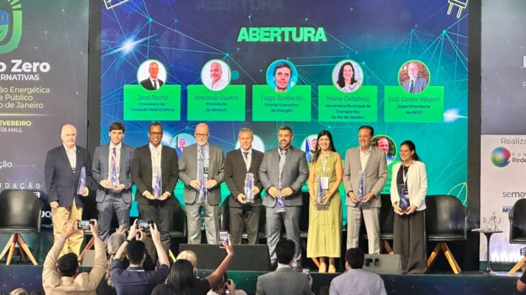 Maricá leva experiência do transporte público gratuito e da implantação de ônibus elétricos a Fórum estadual