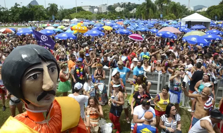 Confira o que abre e fecha durante o Carnaval em São Gonçalo e Niterói