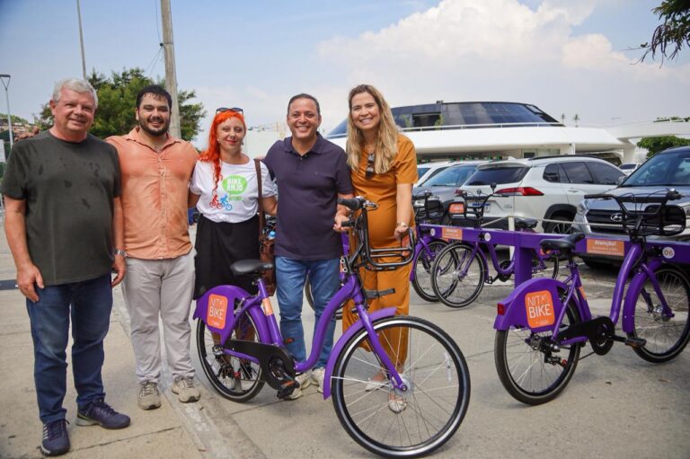 Prefeito Rodrigo Neves assina ordem de início das obras do novo Bicicletário de Charitas