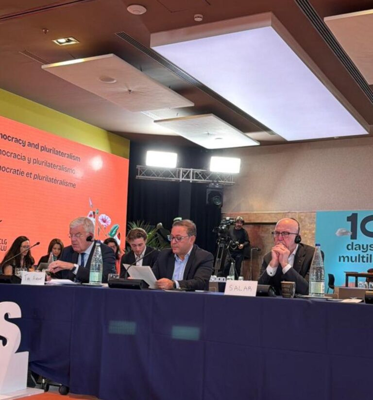 Rodrigo Neves anuncia Niterói como sede de evento global de democracia participativa