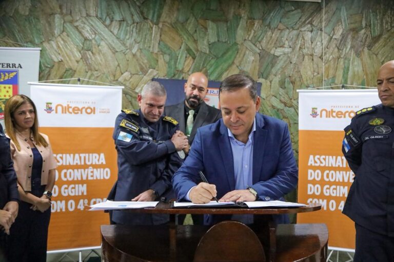 Niterói assina acordo para reforma do 4º CPA e reforça parceria com a Polícia Militar