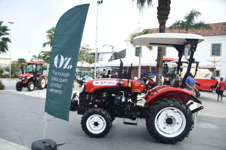 Maricá apresenta maquinários agrícolas chineses e avança em projeto de fábrica de tratores