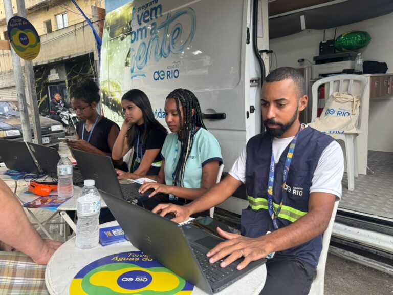 Mutirão especial de Copa do Mundo vira oportunidade para clientes da Águas do Rio