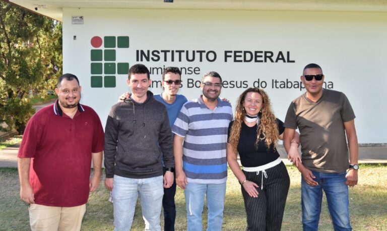 Zeidan visita municípios da Região Serrana e Noroeste Fluminense e reforça bandeiras de educação e direitos das mulheres