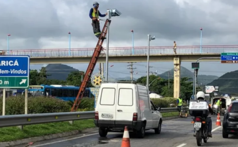 TCE suspende contrato de radares na RJ-104 e RJ-106 após denúncia de irregularidades