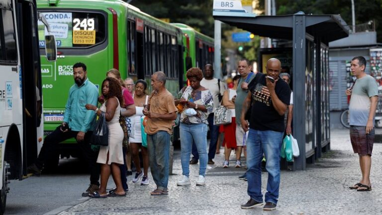 Greve dos rodoviários continua: nova audiência acontece nesta quarta-feira