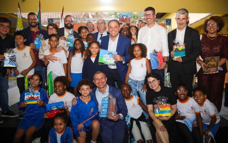 Niterói e Uruguai firmam parceria para primeira escola pública bilíngue em português e espanhol