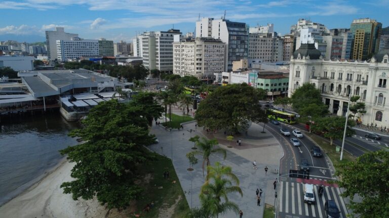 Niterói proíbe publicidade de bets em espaços públicos e anúncios nas ruas