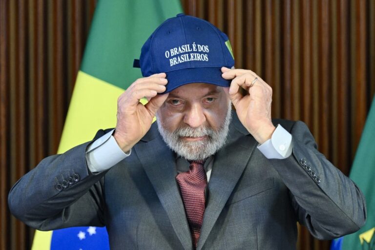 Governo Lula anuncia perdão de dívidas de MEIs, Pix de até R$ 5 mil e aumento do teto para R$ 140 mil