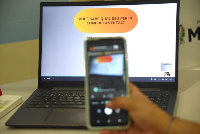 Maricá oferece curso gratuito para mulheres transformarem Redes Sociais em fonte de renda