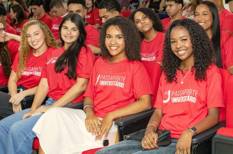 Maricá lança Bolsa Odonto para ajudar universitários na compra de materiais e equipamentos
