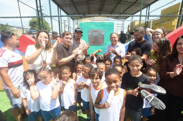 Prefeito de Niterói entrega nova Praça da Primeira Infância na Vila Ipiranga, no Fonseca
